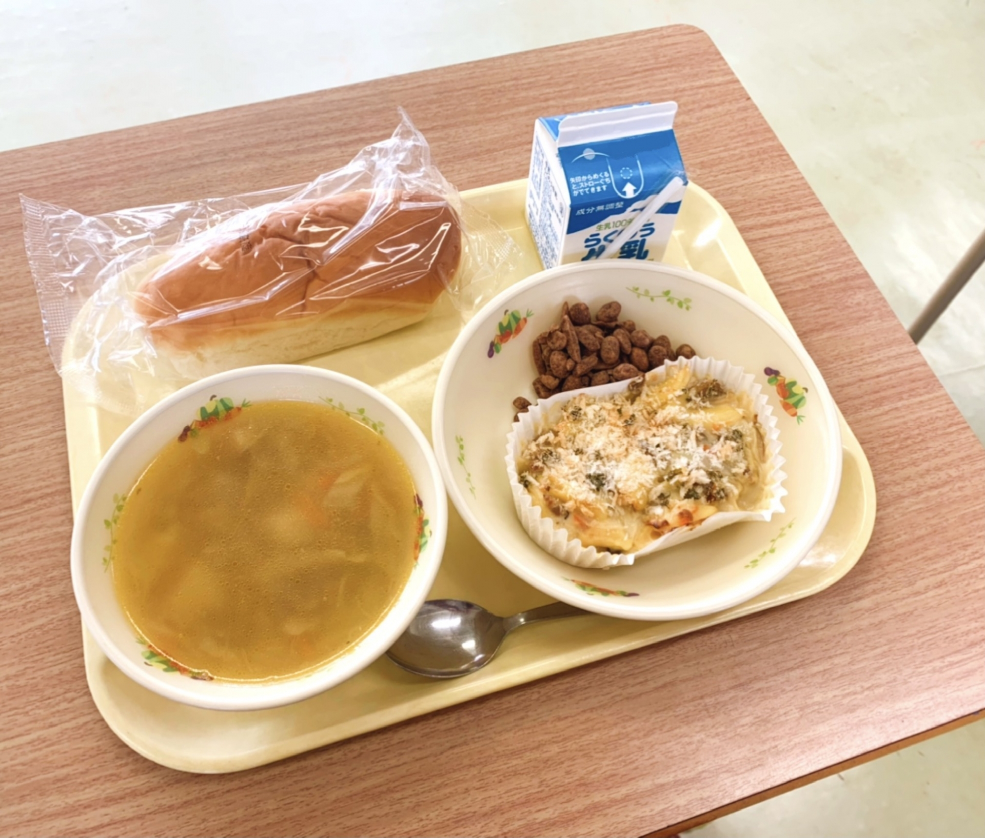 🥛 給食の牛乳ストローを無くそう！『プラ問題への子供たちの取り組み