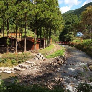 台風で被災した『炭焼の杜〜明ヶ島キャンプ場〜』に対して僕たちが出来る事。